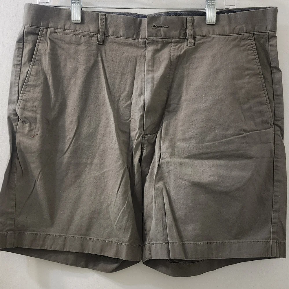 J. Crew Green ‎ Flat Front Shorts Classic
